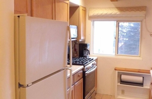 Taos Ski Valley Condo | Spacious Shredder`s Lounge