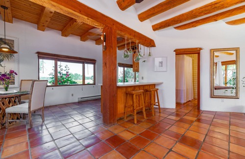 Santa Fe House | Spacious traditional Santa Fe adobe home