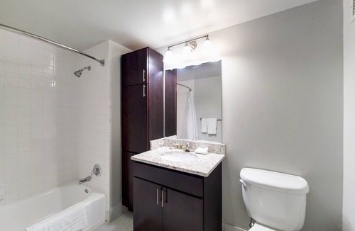 White Plains Apartment | Spacious White Plains One Bedroom