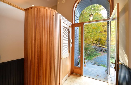 Stowe Hollow House | Spectacular Stowe Home for Fun Family Vacations! Eco friendly/EV Charging!