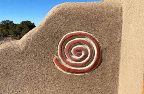 Canoncito House | Spectacular Views - Artist Barn on the Turquoise Trail