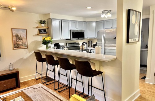 Nantucket House | Spotless Secluded Getaway - 10min. to Town