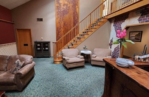 Prudenville Bed & Breakfast | Springbrook Inn East Room