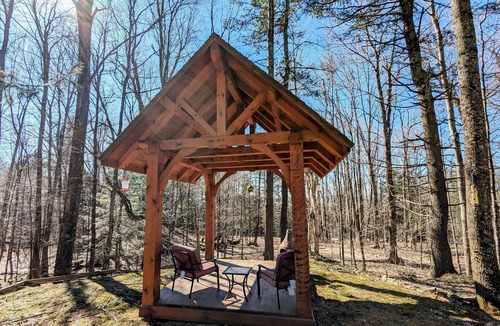 Underhill Apartment | Stargaze & Snuggle Studio RetreatnReconnect with Nature, Embrace Simplicity
