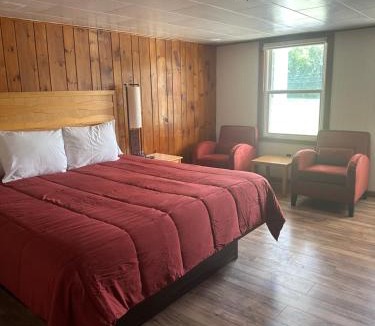 Bennington Hotel | Starlight Inn
