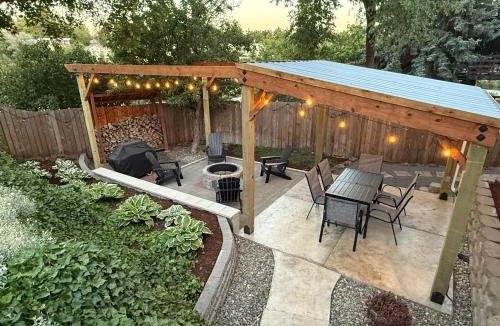 Pullman Apartment | State Street Cottage, Suite 2