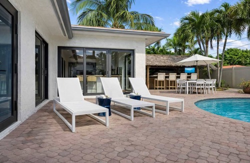 Lighthouse Point House | Stay At Lighthouse Point