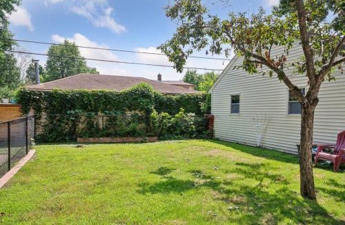 Keewaydin Apartment | Stellar two bedroom home