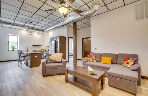 Cashton Apartment | Step-Free Cashton Apartment: Steps to Downtown!