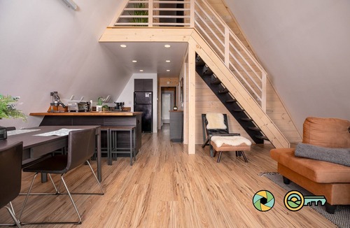 Basye Ski Chalet | Steps from Bryce Resort - Ski slope views & golf