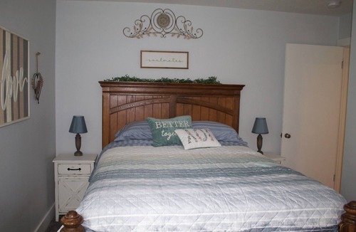 Rice Lake Resort | Stonehaven Cottages - "The Birchview Suite Duplex - Upper Level"