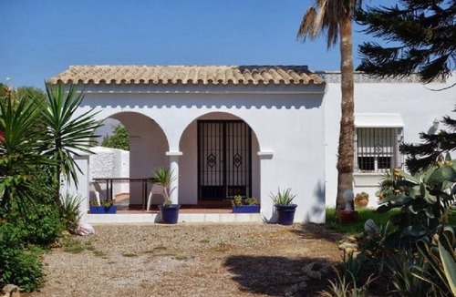 Zahora Apartment | Studio Palacio, direct access to the beach