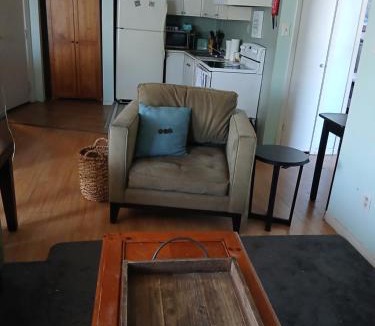 Wasaga Beach Apartment | Studs Lonigans Pub