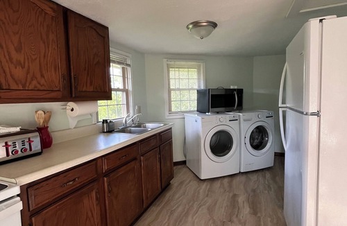 Washburn Other | Stunning Farm House,nHorses on property,nQuiet and relaxing,