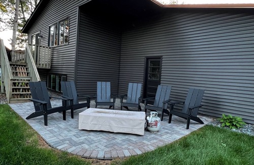 Stillwater House | Stunning Fully Renovated Stillwater 4bed/2bath