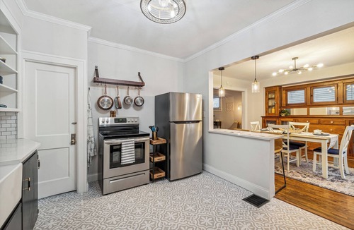 Ottawa House | Stunning historic 3br across from Toledo Hospital!