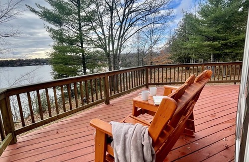 Town of Macomb Cabin | Stunning lake cabin 8 acres of woods, private boat dock, AC, WiFi & dog-friendly