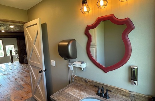 Mondovi Cabin | Stunning Lodge Experience in Buffalo County WI/Picturesque Views-Pet Friendly!