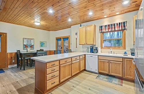 Presque Isle House | Stunning Presque Isle Home - Kayak I Fire Pit I Pontoon Rental