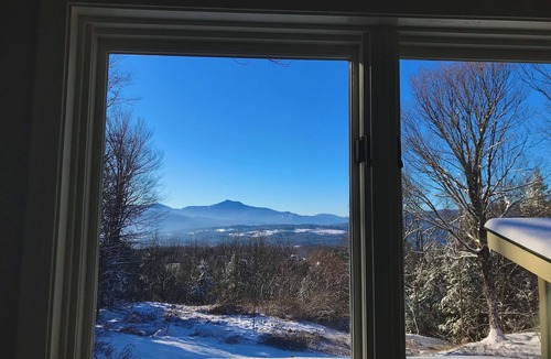 Waterbury Center House | Stunning views near Stowe /Private mountain home
