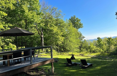 Waterbury Center House | Stunning views near Stowe /Private mountain home