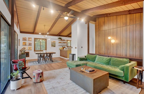 Gouldsboro Ski Chalet | Stylish Cabin in Poconos Resort - Indoor/Outdoor Pools, Lakes, Kayaks, and more!