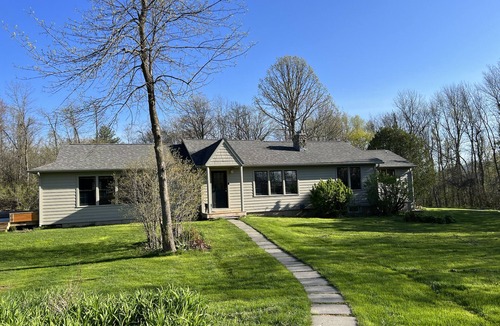 Charlotte House | Stylish farmhouse for families near Lake Champlain
