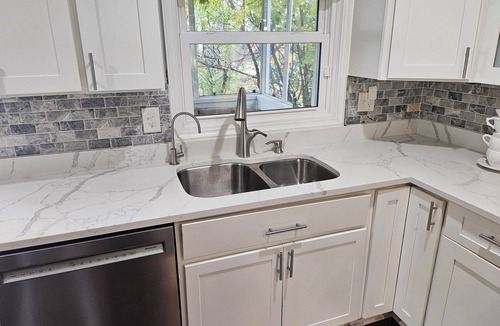 West Seventh House | Stylish Urban Escape. Minutes To Downtown St. Paul, Mall of America and MSP