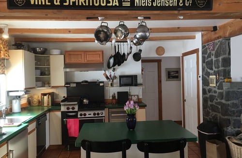 Warren House | SugarBush Valley, Mad River Valley, Warren VT; Weekly, Monthly Discounted rates