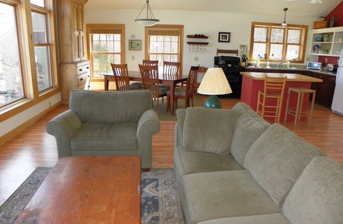 Jeffersonville Apartment | Summer in Vermont: Smugglers' Notch - bike, hike, art, breweries & more!