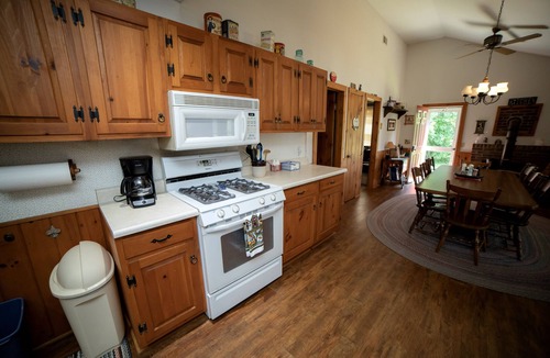 Grand Isle House | Summer Serenity and Fall Fun On Lake Champlain Cove! Great for water activities!