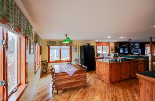 South Hero House | Sunset Beach