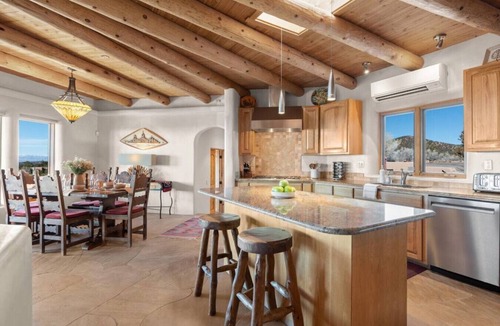 North Hills RV Rental | Sunset views, Hot tub, Game Room