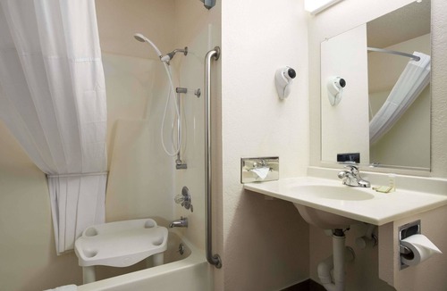 East Las Vegas Hotel | Super 8 by Wyndham Las Vegas
