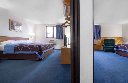 Park Rapids Hotel | Super 8 by Wyndham Park Rapids