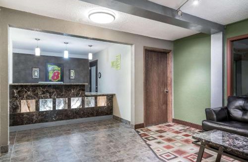 Rice Lake Hotel | Super 8 by Wyndham Rice Lake