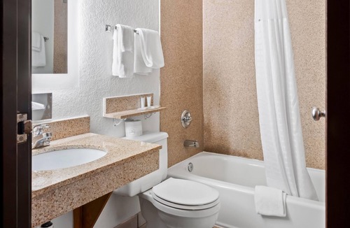 Santa Rosa Hotel | Super 8 by Wyndham Santa Rosa