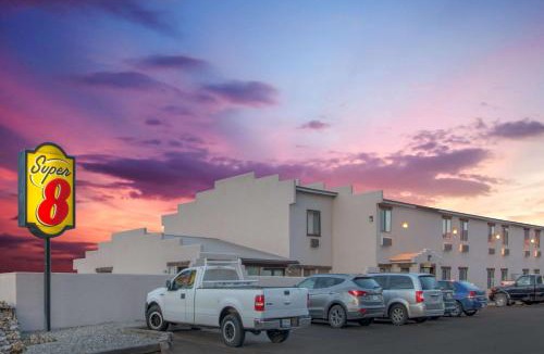 Taos Hotel | Super 8 by Wyndham Taos