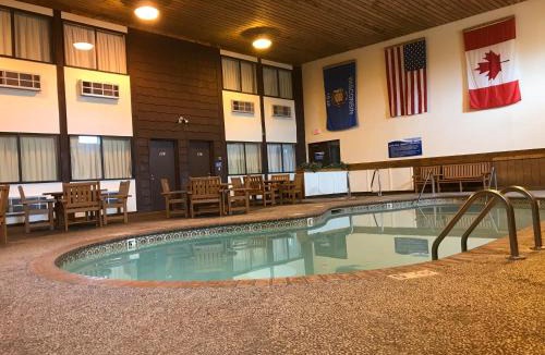 Superior Hotel | Superior Inn