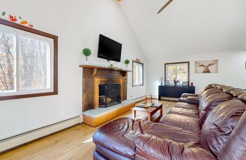 Stratton and Bromley Ski Areas House | Sweet Rock Getaway