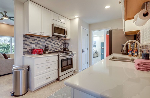 Taos House | Taos Home w/Private Hot Tub, Sauna & Gas Grill!