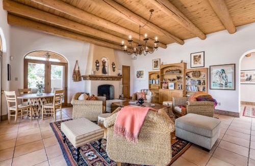 El Prado House | Taos Mountain House