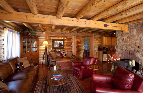 Taos Ski Valley Ski Chalet | Taos Ski Valley Chalet - Steps from the Lift!