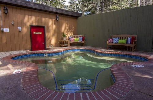 Taos Ski Valley Condo | Taos Ski Valley 2 Bdrm/Sleeps 6/Directly Next Door To The Children's Ski School