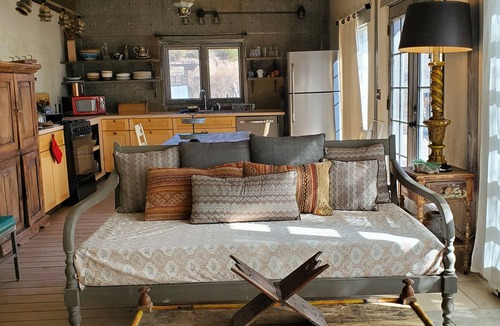 Chupadero Apartment | Tesuque Hills Rural Gem