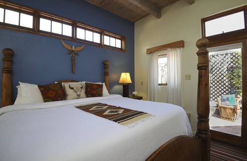 Abiquiu Hotel | The Abiquiu Inn