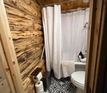 Marion House | The Bobcat cabin