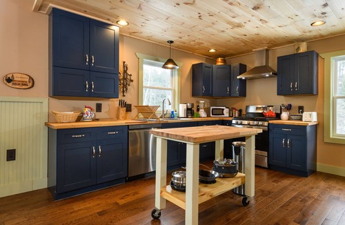 Elizabethtown Cabin | The Branch - secluded mountain lodge with hot tub