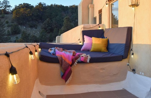 Arroyo Seco Apartment | The Cactus Studio - 15min to Ski Valley