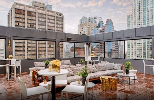 Streeterville Hotel | The Chicago Hotel Collection Magnificent Mile Upscale Saint Clair Suite, 3 Units